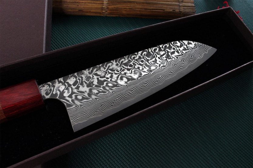 Cuchillo santoku japonés Yoshimi Kato 16.5cm SG2 Damasco hecho a mano