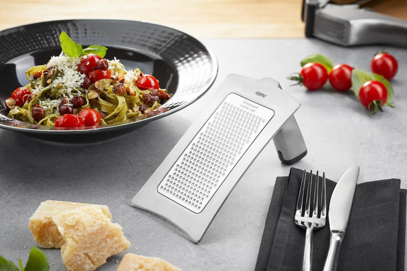 Râpe Gefu Formaggio grains fins acier inox