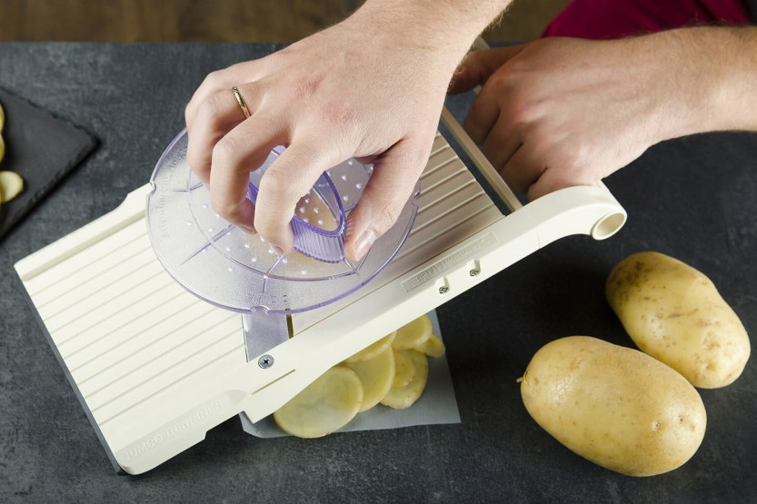 Professionelt japansk køkkenmandolin Benriner stor model + ekstra stor skubber