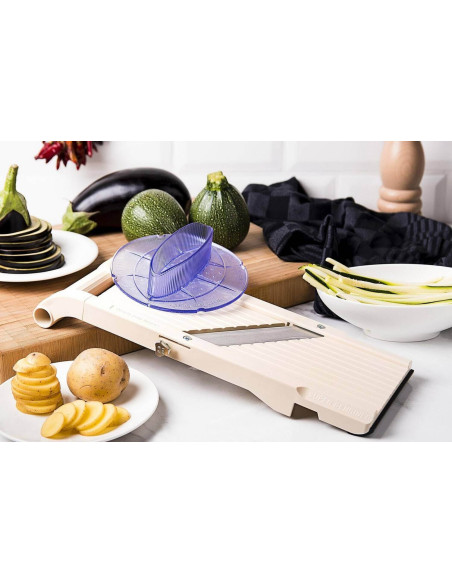 Benriner professional Japanese Kitchen mandolin 3 blades + extra large pusher