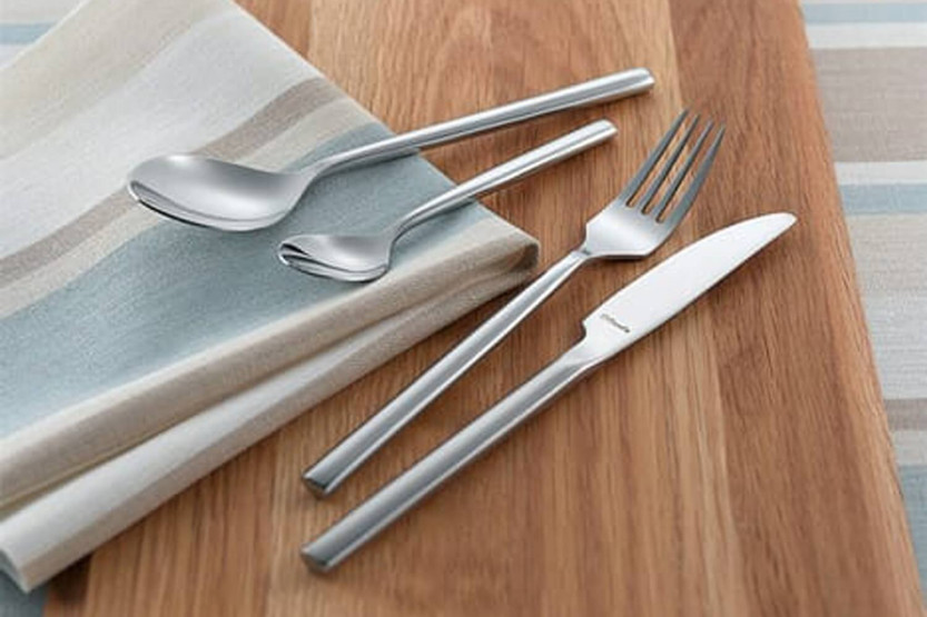 Serviço de mesa Carlton Amefa em aço inoxidável 18/0 24
