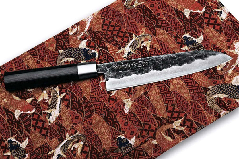 Set med 3 hamrade knivar från Samura Blacksmith: universal + santoku + nakiri