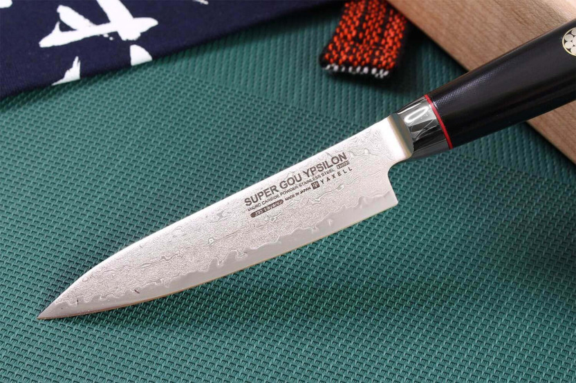 Yaxell SuperGou Ypsilon Japanese paring knife 12cm Damascus 193 layers