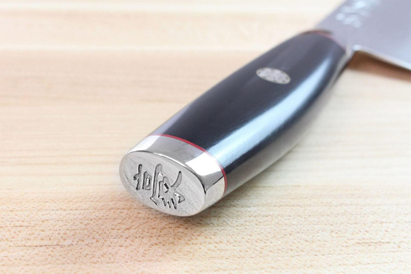 faca santoku japonesa faca santoku Yaxell SuperGou Ypsilon 16,5cm Damascus 193 camadas