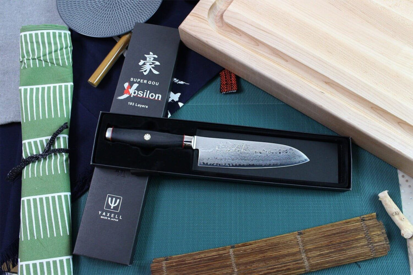 faca santoku japonesa faca santoku Yaxell SuperGou Ypsilon 16,5cm Damascus 193 camadas