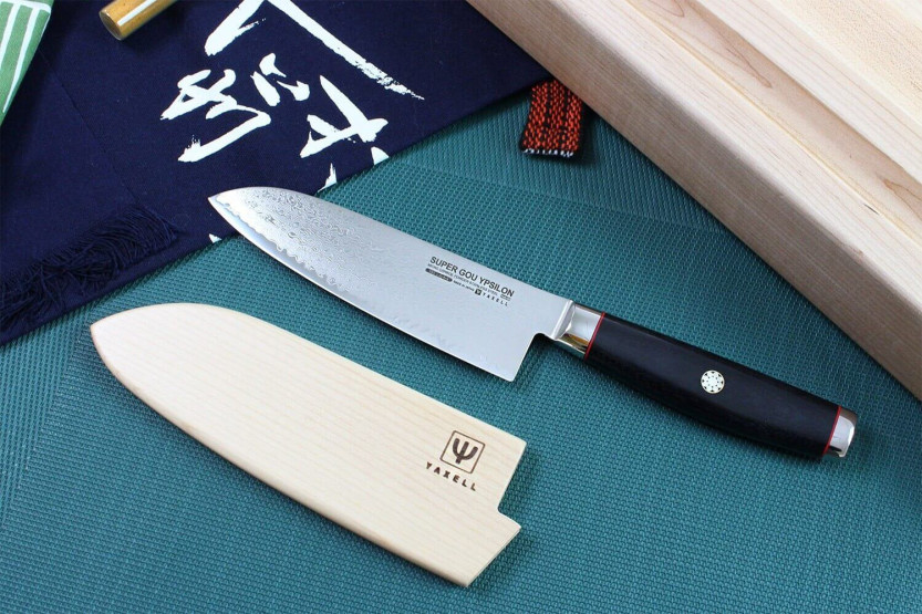 faca santoku japonesa faca santoku Yaxell SuperGou Ypsilon 16,5cm Damascus 193 camadas