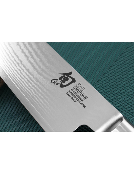 Kai Shun Classic Hvid damask 33 lag 20 cm japansk kokkekniv