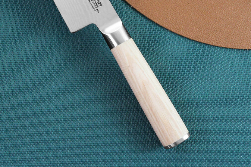 Kai Shun Classic White damask 33 lag 18 cm japansk santoku-kniv