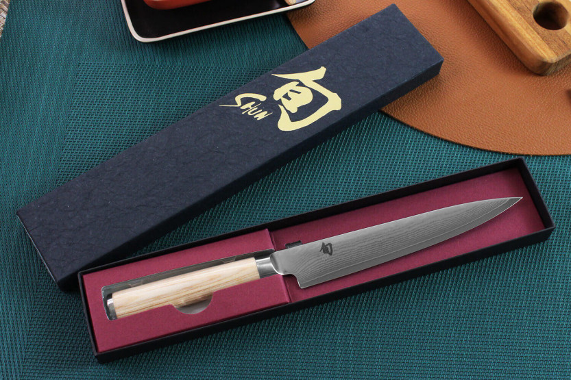 Kai Shun Classic White Damascus 32 strati 15 cm coltello universale giapponese