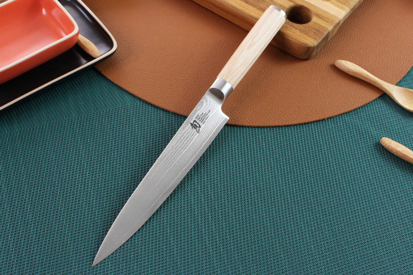 Kai Shun Classic White damask 32-ply 15cm japanese Universal knife