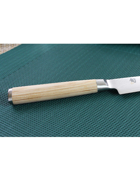 cuchillo universal japonés Kai Shun Classic White Damascus 32-layer 15cm