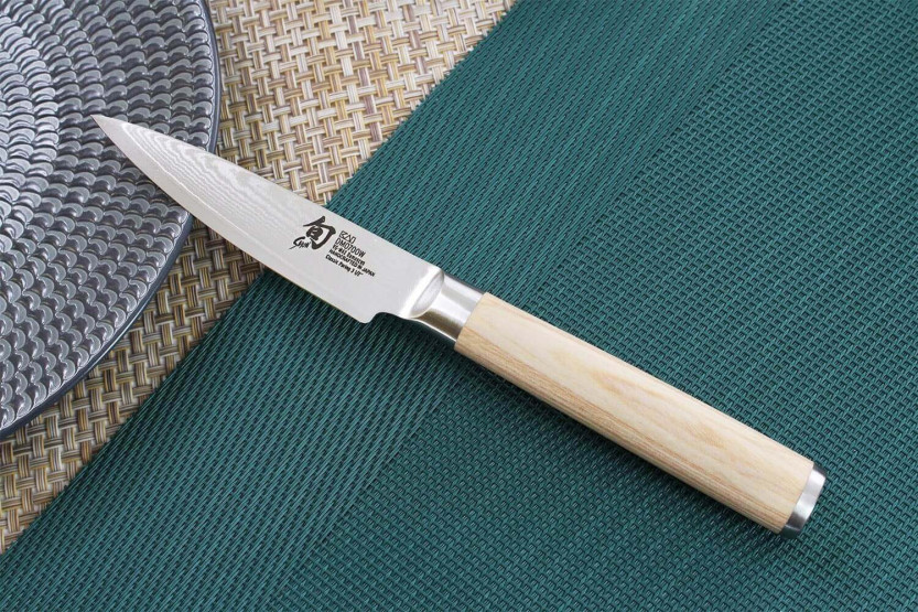 Kai Shun Klassisk vit damast 32 lager 10cm japansk skalkniv