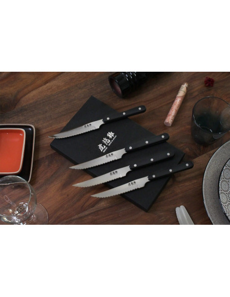 Wusaki table set 4 steak knives 11cm