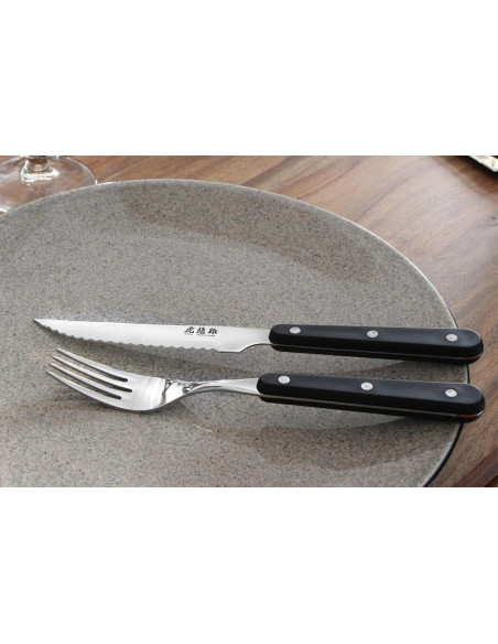 Wusaki bordsæt 2 steakknive 11 cm + 2 gafler