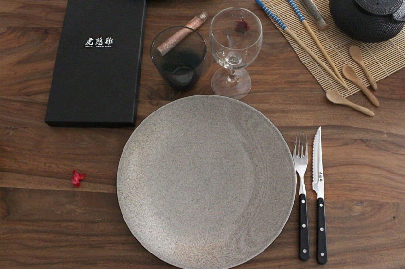 Tischset Wusaki 2 Steakmesser 11cm + 2 Gabeln