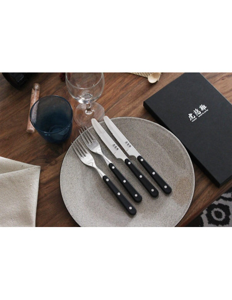 Conjunto de mesa Wusaki 2 facas para bifes de ponta redonda + 2 garfos