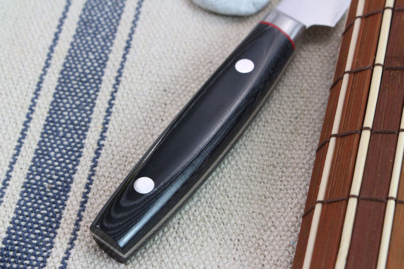 Kanetsugu Saiun 9cm Damasco 65 camadas Faca de aparar japonesa
