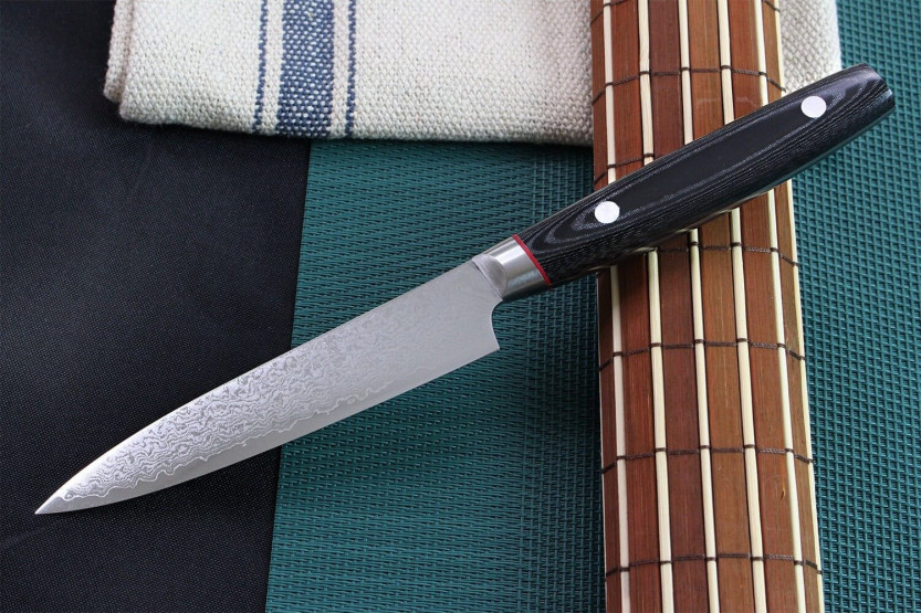 coltello universale giapponese Kanetsugu Saiun 12cm Damasco 65 strati