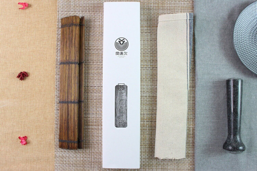 Kanetsugu Zuiun acero SPG2 damas 21cm cuchillo de chef japonés Kiritsuke
