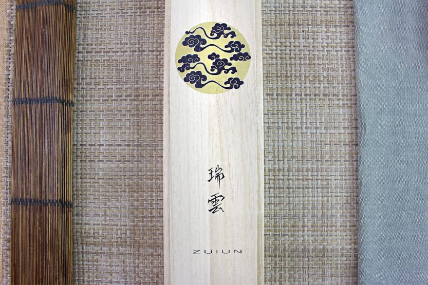 Kanetsugu Zuiun acero SPG2 damas 21cm cuchillo de chef japonés Kiritsuke