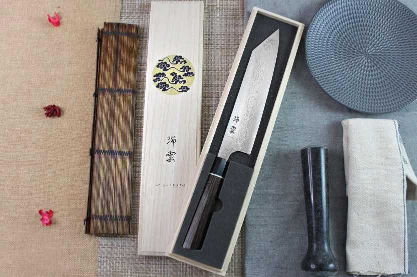 Kanetsugu Zuiun acero SPG2 damas 21cm cuchillo de chef japonés Kiritsuke