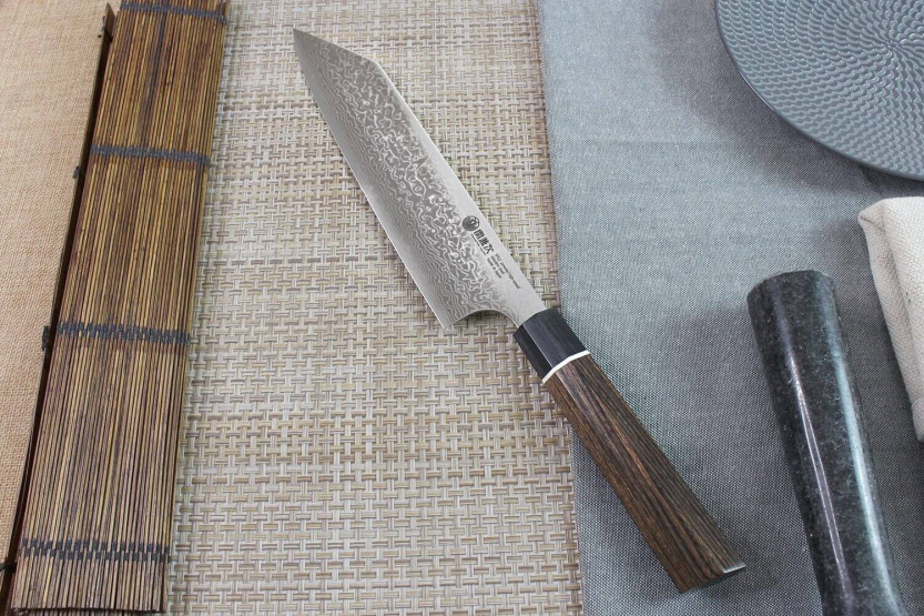 Kanetsugu Zuiun acero SPG2 damas 21cm cuchillo de chef japonés Kiritsuke