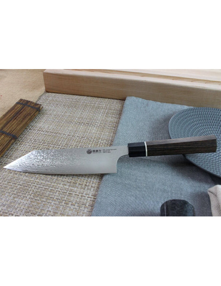 Kanetsugu Zuiun 18 cm stål SPG2 damaskus japansk santoku-kniv