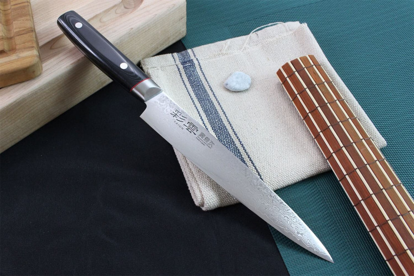 Kanetsugu Saiun coltello da intaglio giapponese 21 cm damasco 65 strati