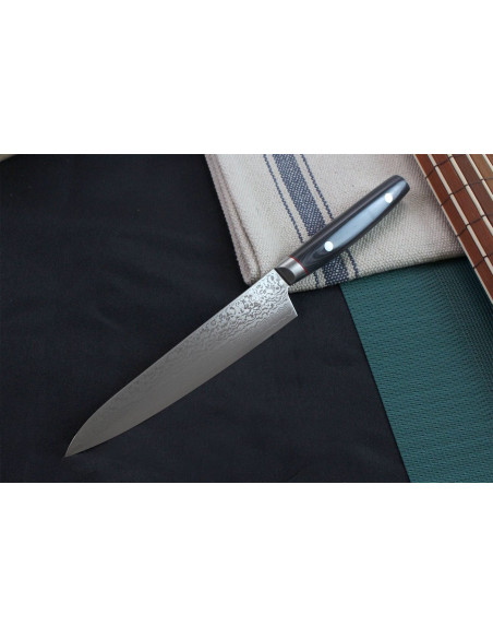 Kanetsugu Saiun 15cm damaskus 65-bladig japansk universalkniv