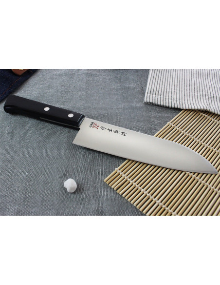 Kanetsugu Rev 21 japansk santokukniv 17 cm med mikrosaget blad