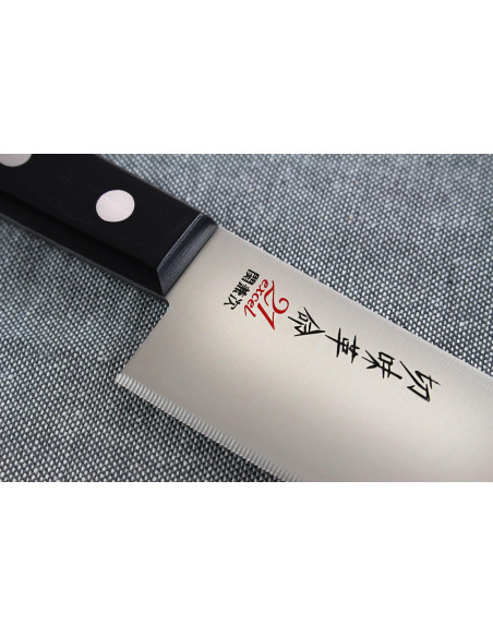 Kanetsugu Rev 21 coltello santoku giapponese con lama microseghettata da 13,5 cm