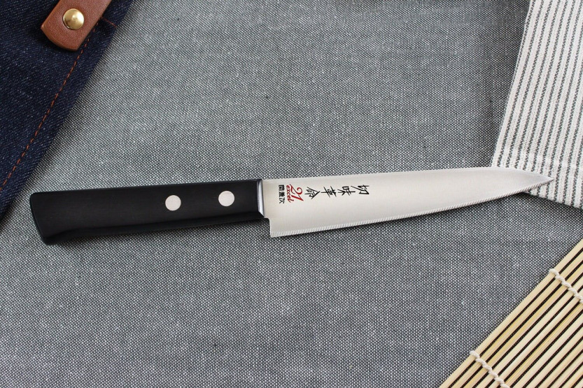 Kanetsugu Rev 21 universalkniv japansk universalkniv 13 cm med mikrotannet blad