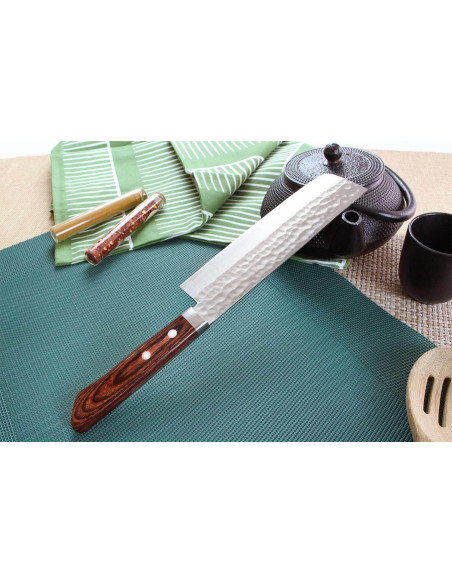 Couteau nakiri japonais artisanal Masutani 16.5cm martelé martelé