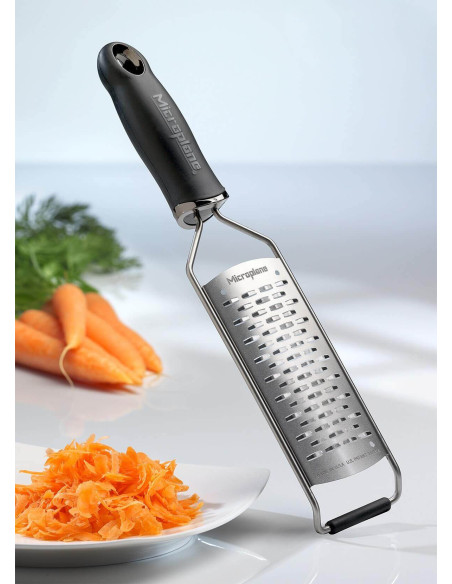 Escofina de doble filo Microplane Gourmet con mango negro