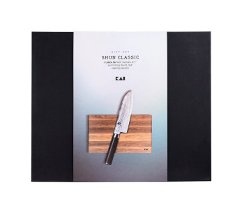 Sett i eske 1 Kai Shun Classic 18 cm santoku-kniv + 1 gratis KAI treplate 2