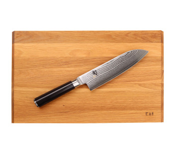 Conjunto de caixa 1 faca santoku Kai Shun Classic de 18 cm + 1 tábua de madeira KAI gratuita