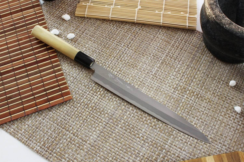 Yoshihiro Jyosaku Hvid 2 stål 24 cm håndlavet japansk Yanagiba-kniv