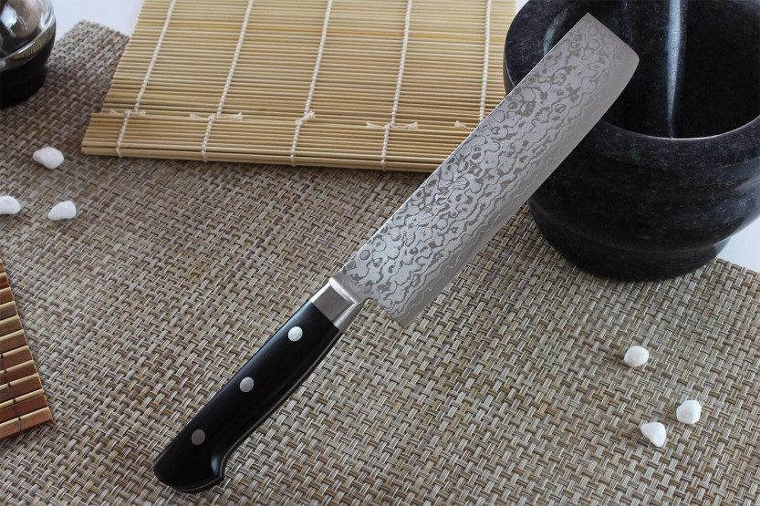 Japanisches handgefertigtes Usuba-Messer Yoshihiro VG10 Damast 33 Schichten 16cm