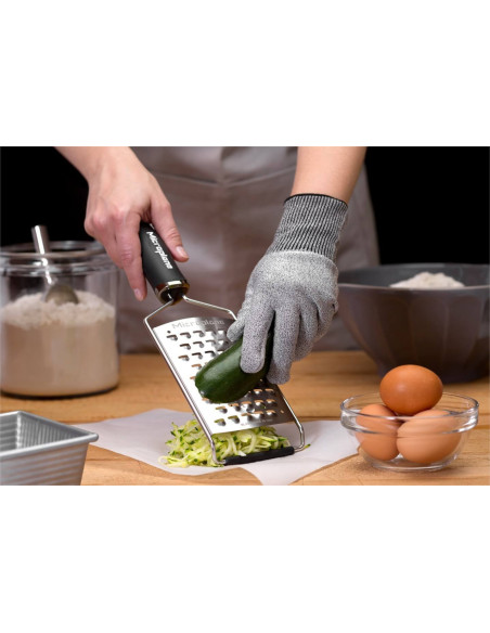 Microplane Gourmet extra coarse grater black handle