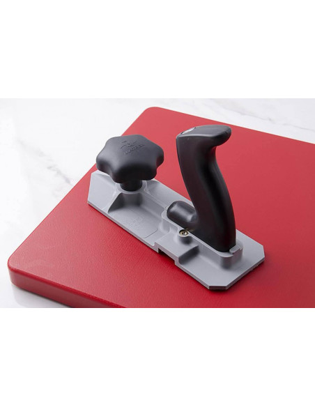 Matfer polyethylene board scraper - Board care