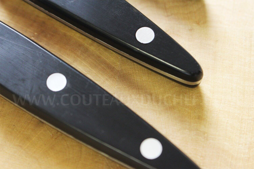Set of 6 Au Nain Brasserie table knives
