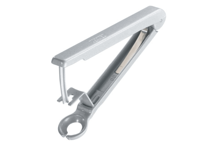 Deshuesador de cerezas Westmark "Kernex" de aluminio