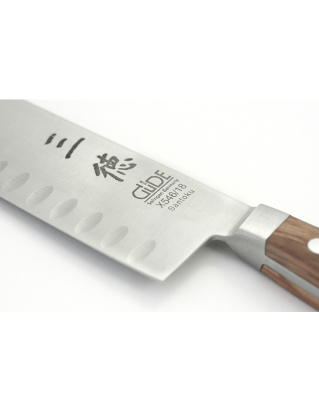 Güde Alpha Olive 18 cm con fossette coltello santoku in acciaio forgiato