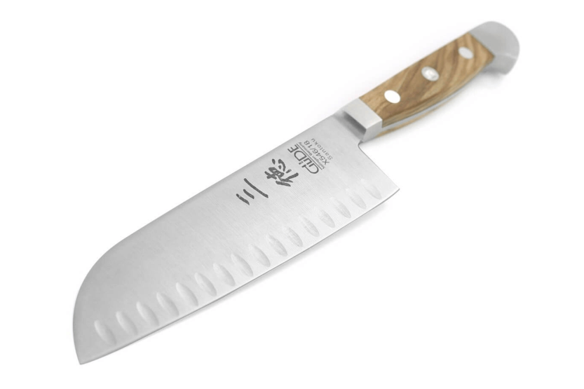 Güde Alpha Olive 18 cm con fossette coltello santoku in acciaio forgiato