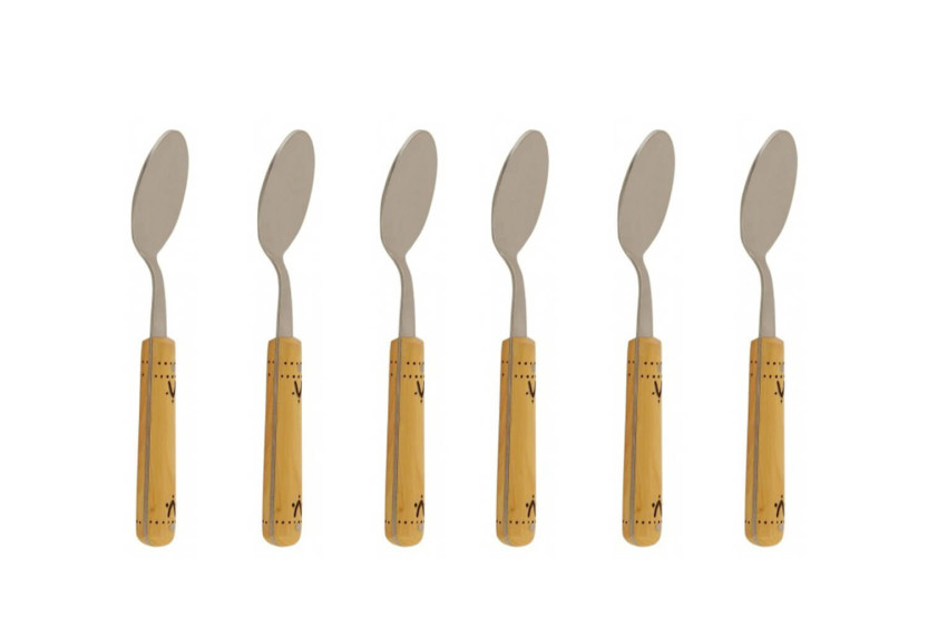 Set of 6 Nontron 87603 coffee spoons with round boxwood handle, pyrographed 14cm