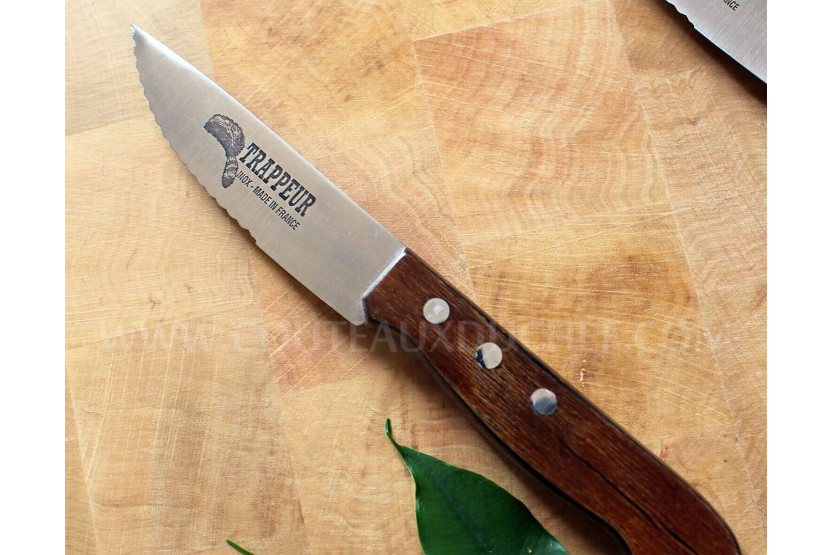 Sett med 6 Au Nain Trappeur biffkniver med takket blad - fransk kvalitet