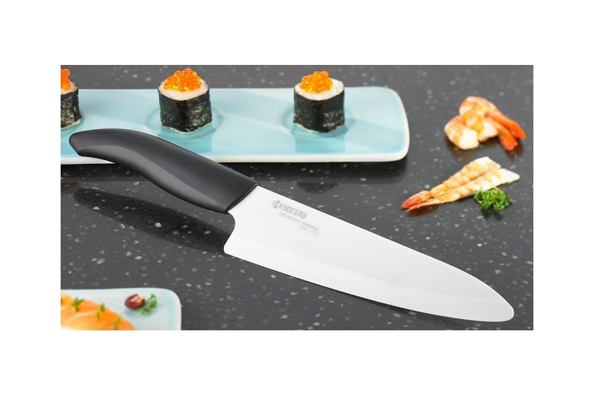 KYOCERA 11 cm skalkniv + keramisk skalare set, svarta handtag