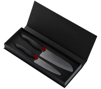 KYOCERA presentförpackning 2 keramiska knivar av högsta kvalitet, svarta blad