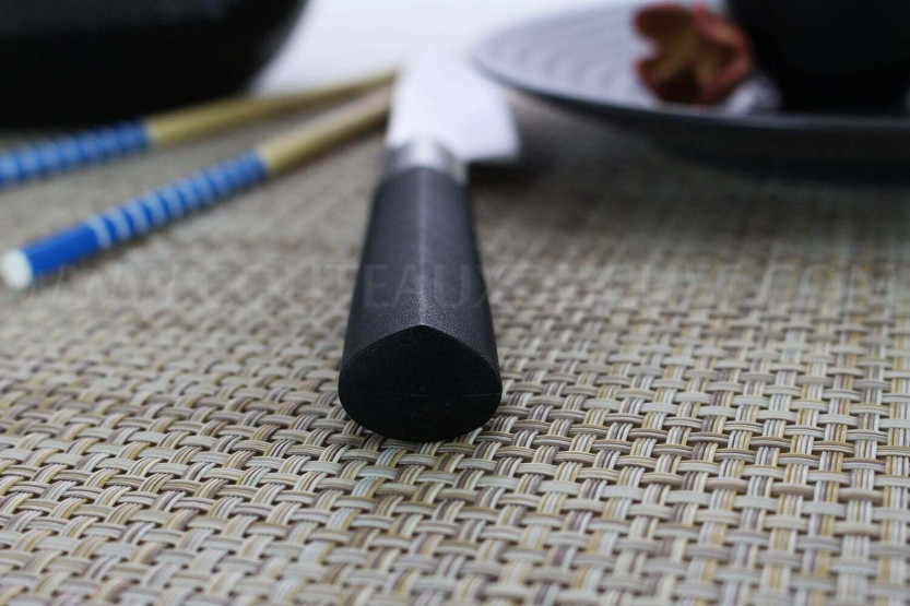 KAI Wasabi Faca japonesa Faca universal preta com 15 cm de lâmina