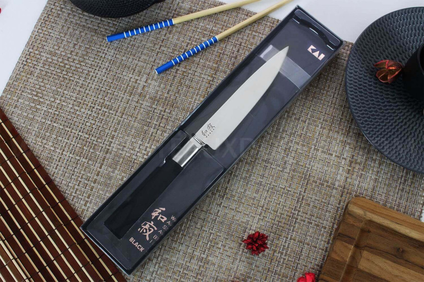 KAI Wasabi Black Universal veitsi japanilainen Universal veitsi 15cm terä